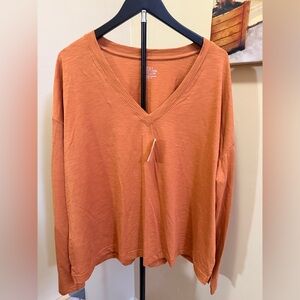 NWT Sz XL Time and Tru Women's Boxy Slub V-Neck Tee with Long Sleeves
